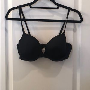 Pink Victoria’s Secret Lightly Lined Bra